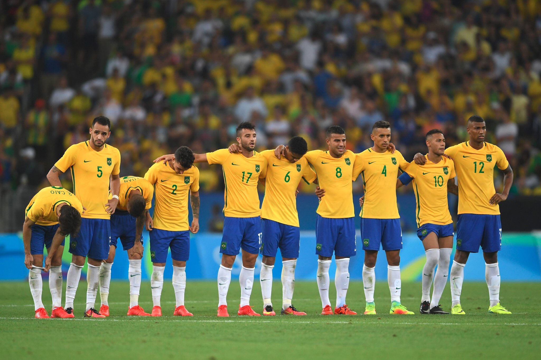 J Wave 81 3fm Rt Gorin サッカー ブラジル初のサッカー金メダルです オリンピック リオ16 ネイマール T Co Nenuecxhwx 寝不足ジャパン Jwave Radiko Twitter