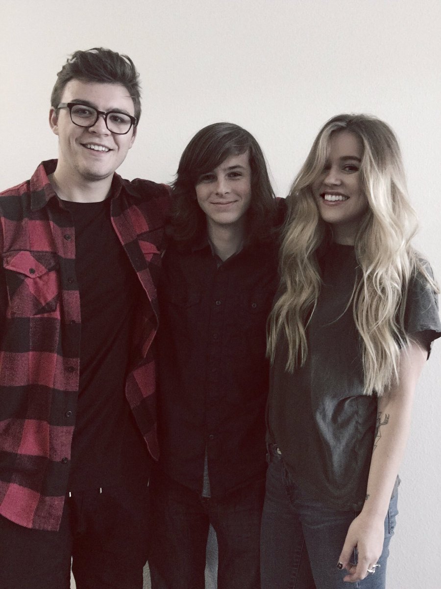 FINALLY MET MY HOMIES TODAY