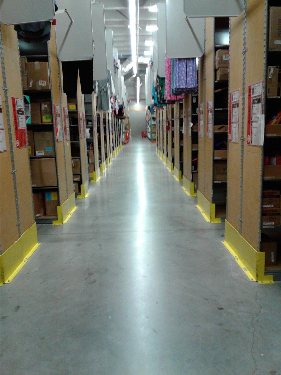 donna_malott's tweet photo. Clean and current #lognation #onlyinbrea https://t.co/FA5eUOEu11