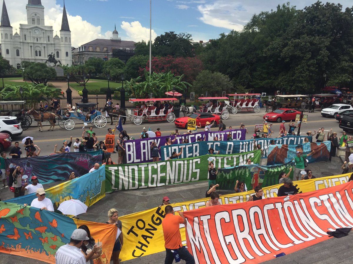 anothergulf's tweet photo. From the Gulf to Standing Rock! #AnotherGulfIsPossible #IndigenousRising #NoDakotaAccess
#WaterIsLife #NoDAPL https://t.co/5C8nYowRyU