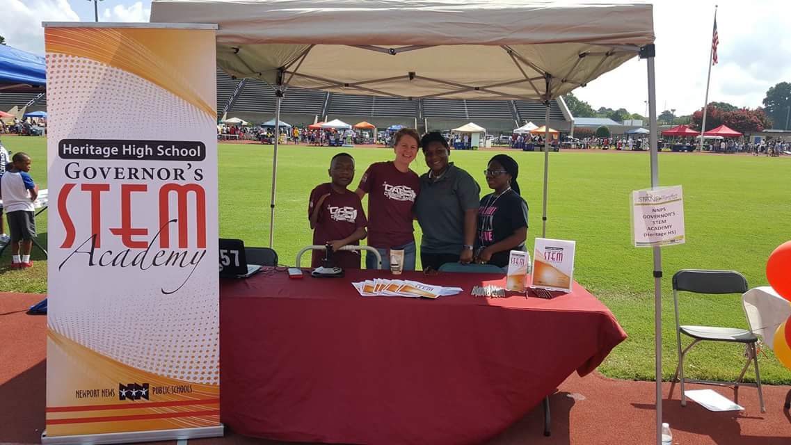 HeritageHS_STEM's tweet photo. What a GREAT day it was at the STAND Together for Youth fair! #STEM #hhscanes
#flagbot #C5CyberCanes https://t.co/GhvhGMjUj6