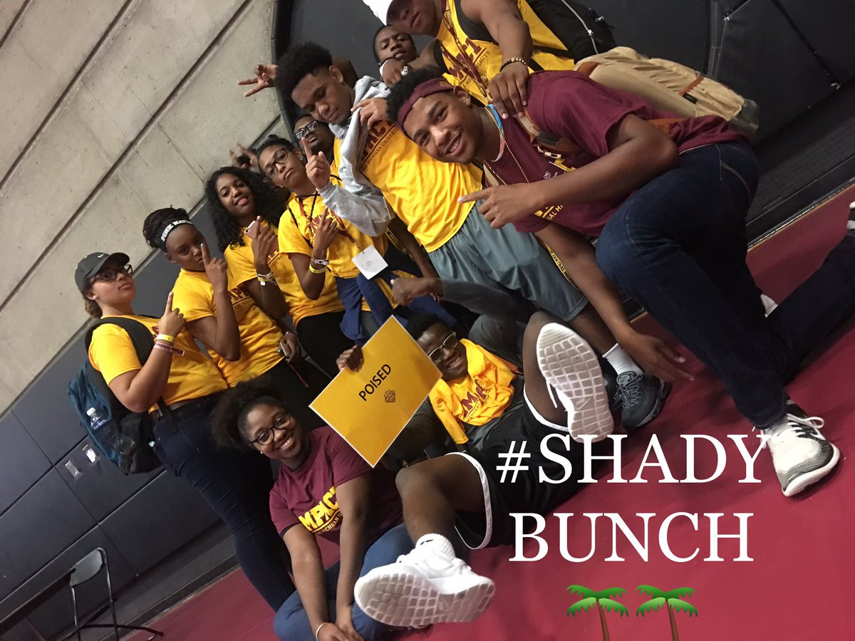 RodericMartez's tweet photo. Had a blast mentoring these incoming freshmen. Definitely one of my most rewarding experiences @ CMU #impactcmu2k16 https://t.co/XJO3z8lV7E