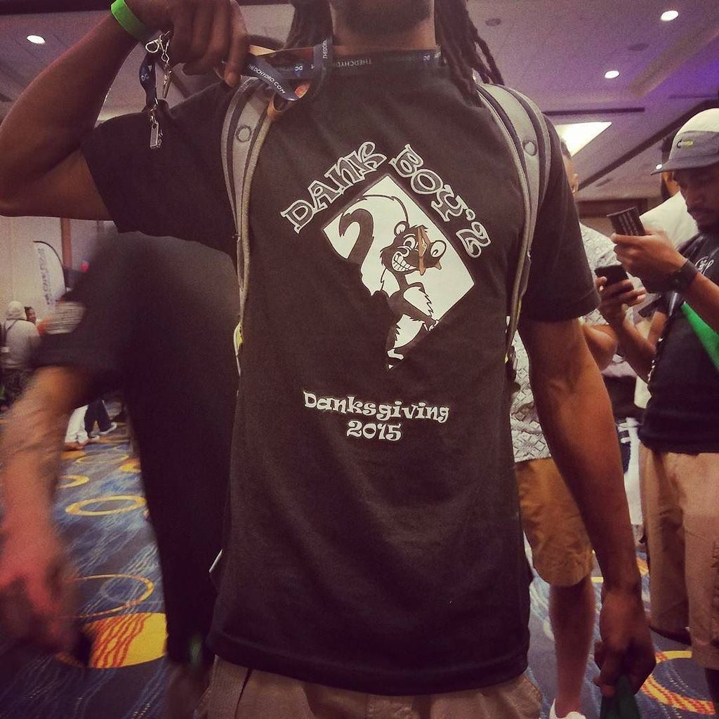 MzMsPurpleDank's tweet photo. @losthegreenthumb look what I saw while at the #budsummit https://t.co/2h9PzLAWSr https://t.co/10e1hO4pWl