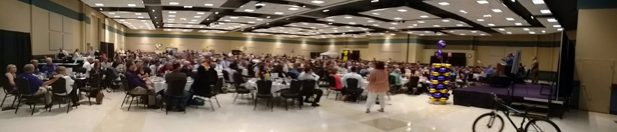 kwucoyotes's tweet photo. Amazing sellout crowd for Sixth Annual Night with the Yotes @goKWU #nwty https://t.co/XzAImr5qGB