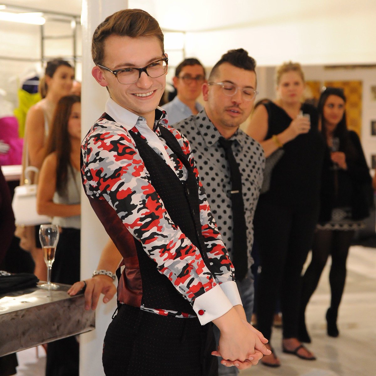 blakeMpatterson's tweet image. Typical day here at JAKE. Moi being all cute and innocent and #DesignerJake being like WTF are you doing⁉️