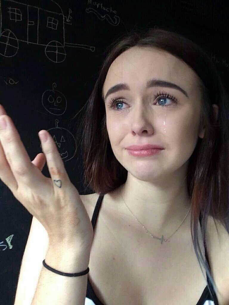 ClelPewdz's tweet photo. ...... #Sexual5SOSConfessions https://t.co/2D6357r6nb