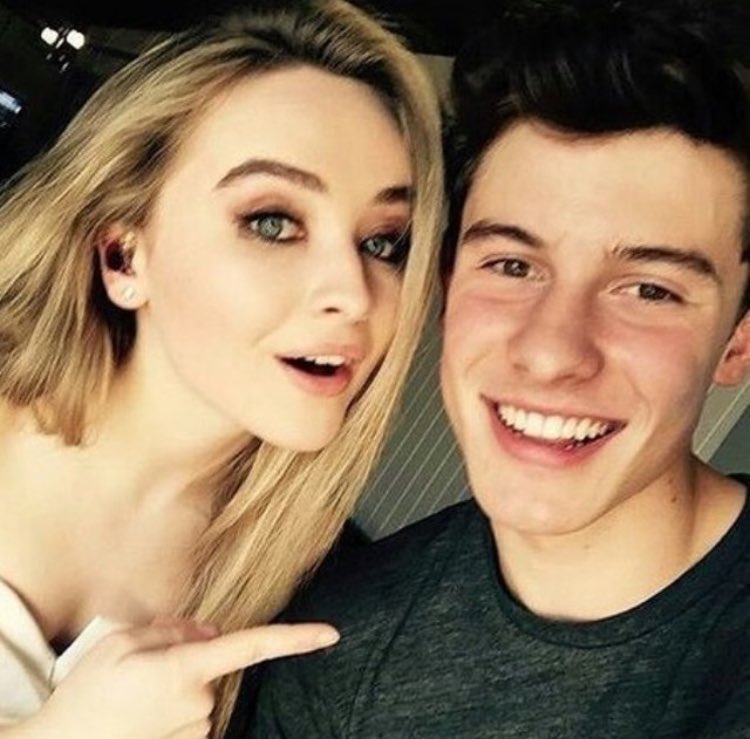 onpurposemendes's tweet photo. OMFG GUYS MY PAGE IS MADE FOR THESE 2 &amp; THEY TOOK A PIC TOGETHER IM LIVING OMG 😍😭😭😭 @ShawnMendes @SabrinaAnnLynn https://t.co/fkC70iuSiE