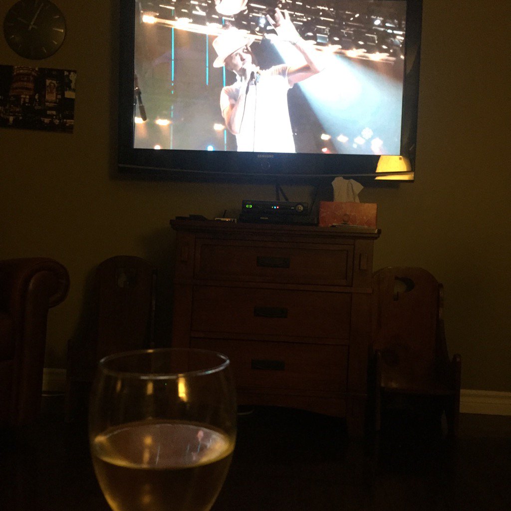 ...could have been the wine... #thehip #❤️canada