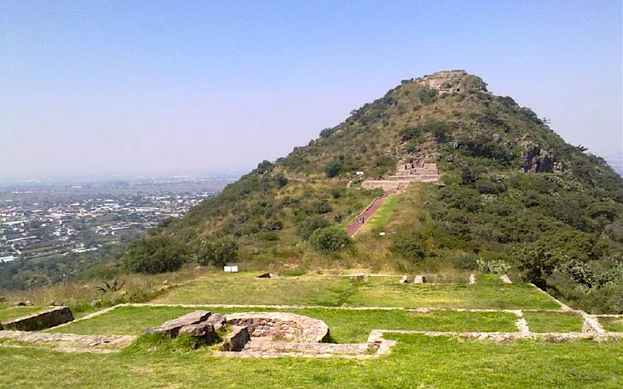eHotelesMexico's tweet photo. Admira la Zona Arqueológica #Tetzcotzinco y descubre su maravillosa historia. EdomexTurismo #ViajemosTodosPorMéxico https://t.co/72ZrfYqq0F