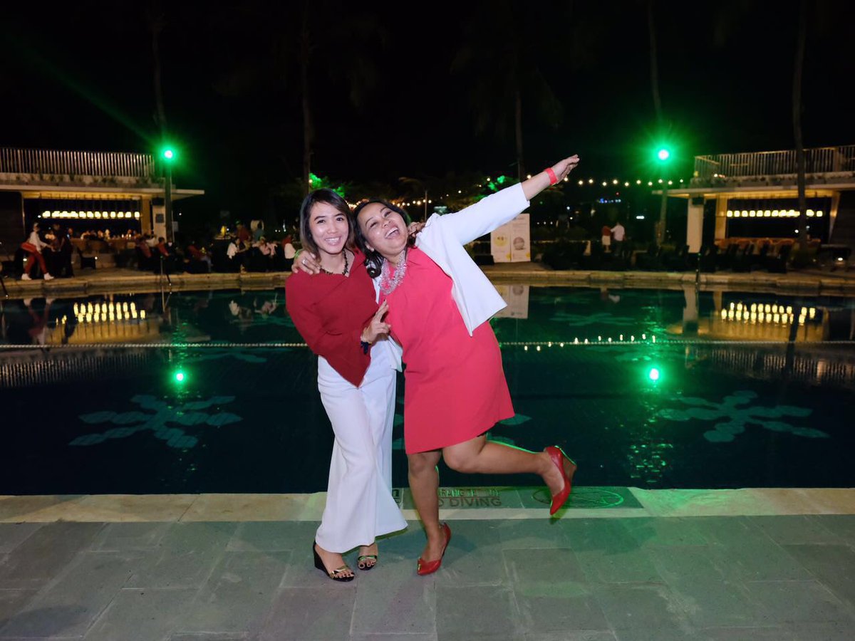 DOS sy gokil abis😄😎😘 #ibsl2016 #leaderinme #proudofaxamandiri #groupJP2 <a href="/tisyediah/">tisye diah retnojati</a>