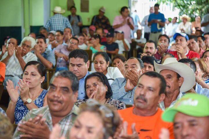 ManuelCota's tweet photo. Muchas gracias #BahiadeBanderas desde la sede del Comisariado de San José del Valle. https://t.co/yb2U2MFOe9