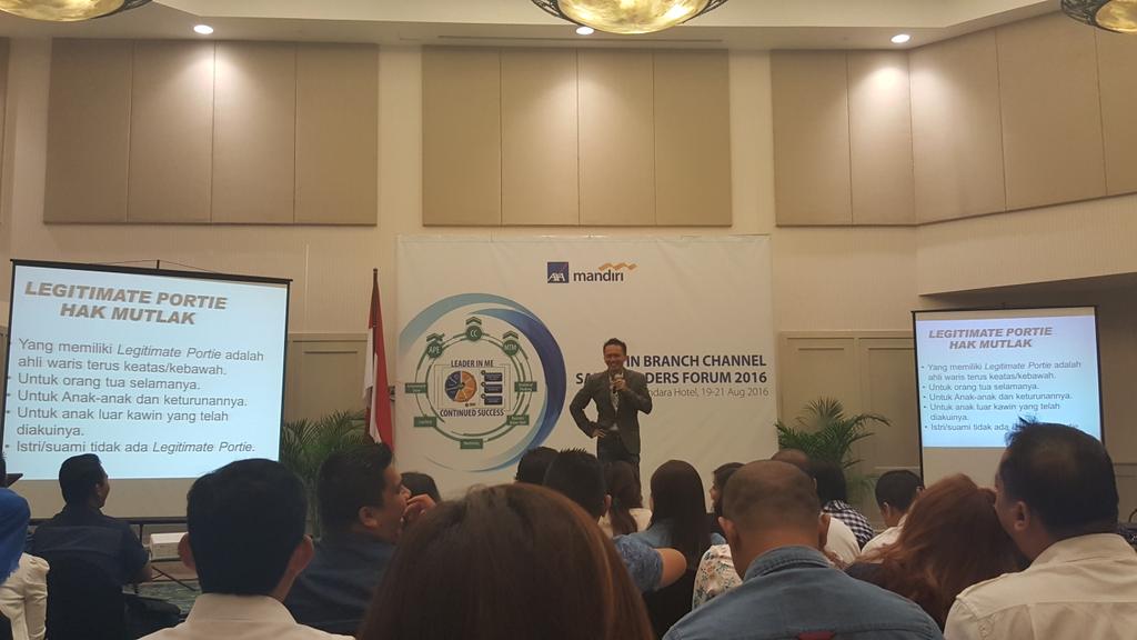 Dwi2801's tweet photo. Kerennnn👍👍👍 #ibsl2016 #leaderinme #proudofaxamandiri  #groupJP1 https://t.co/BhjcsGcPvD