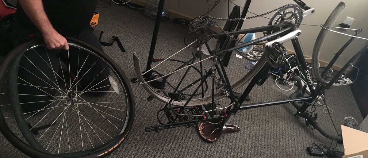 hackeryhack's tweet image. Somebody is working hard on his new tires!