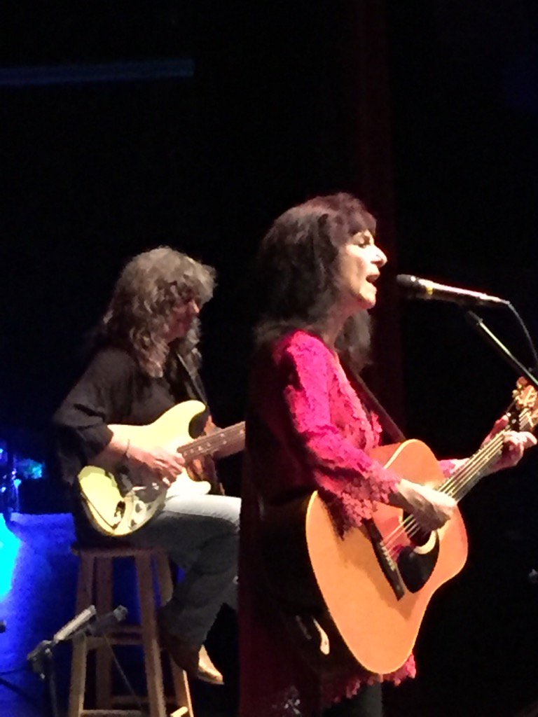 Carney_ART's tweet photo. #NinaGerber and #KarlaBonoff live at AMSDconcerts. https://t.co/kPyyuASILx