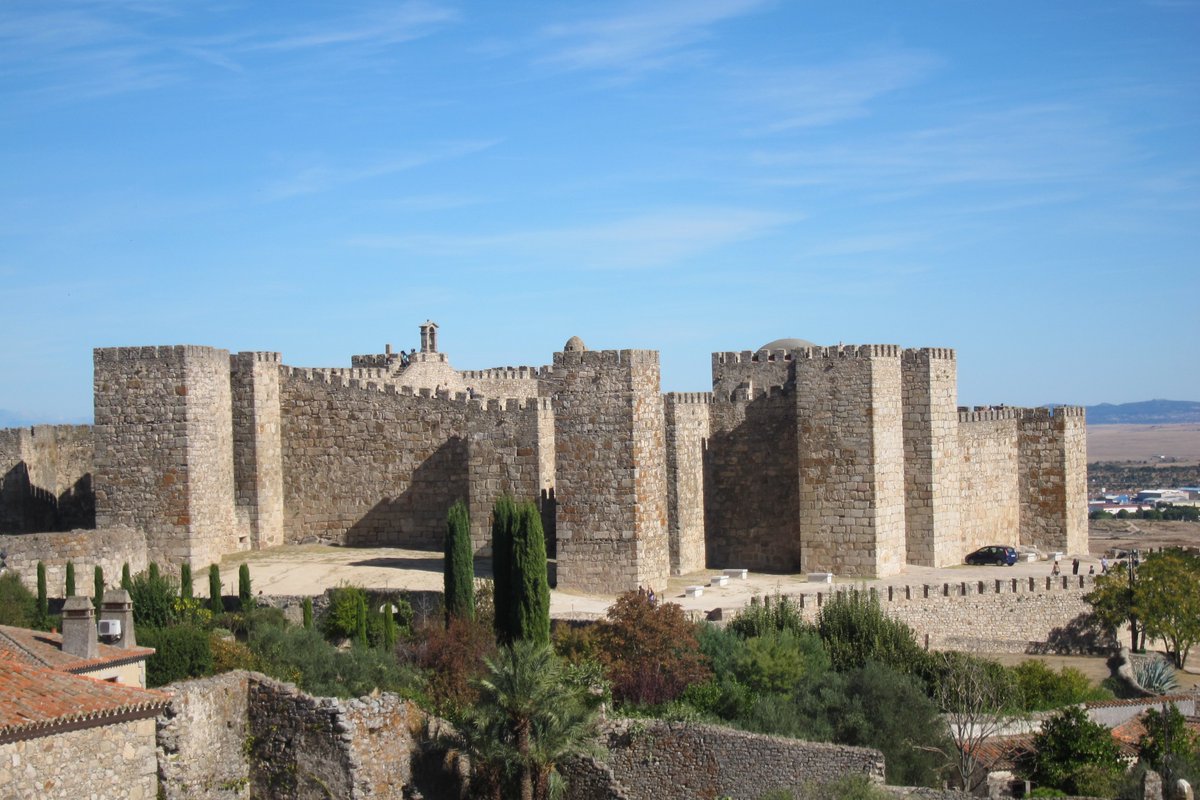 Gameofthronesjp Na Twitteru スペインのトルヒーヨ城で ゲームオブスローンズ シーズン７の撮影が行われることが地元メディアの報道で明らかになった 撮影は11月18日に主に中庭を使用して行われるとのこと T Co Oxzo5kz6xg