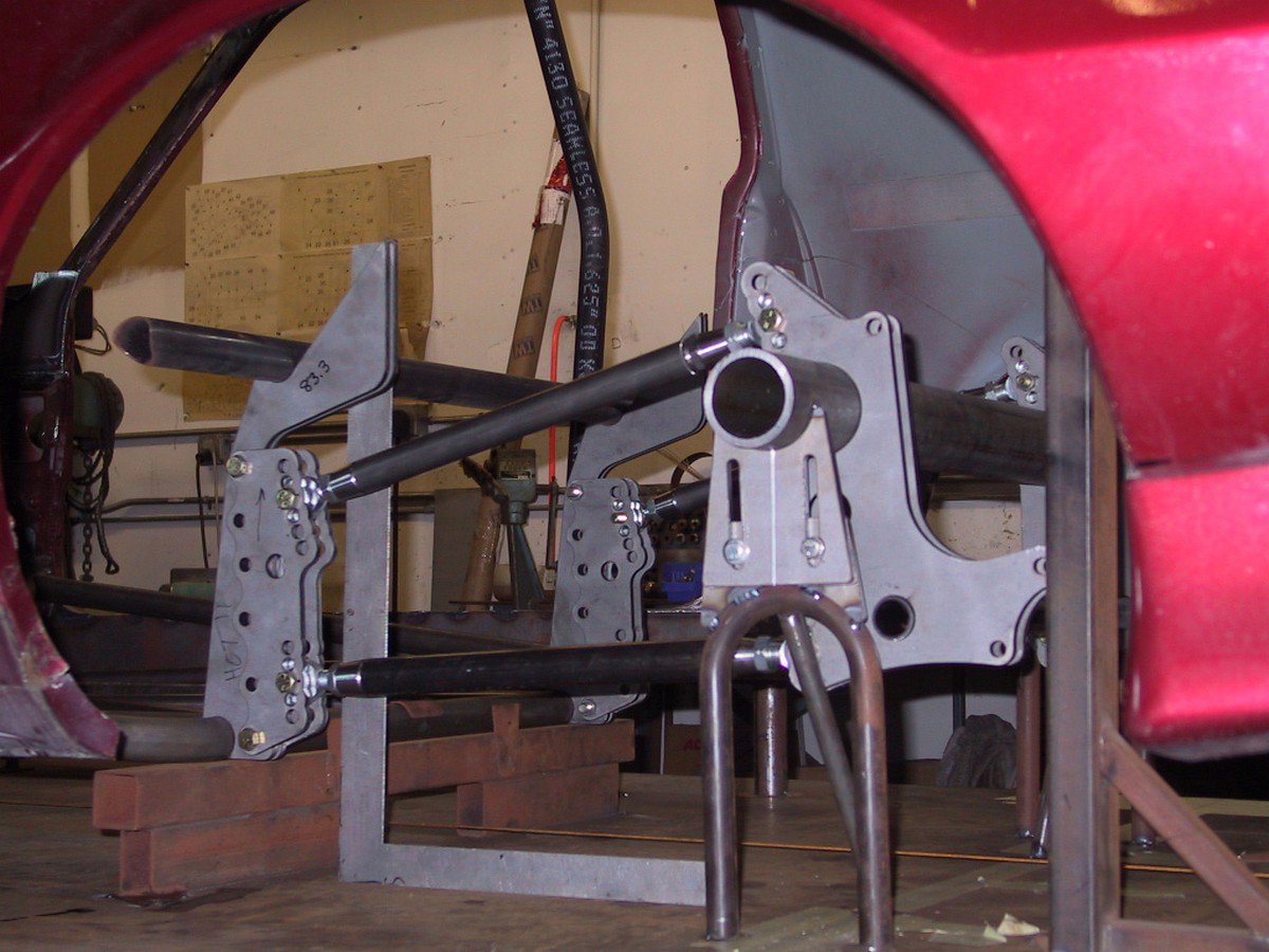 KansasSpeedPerf's tweet image. Have you ever wondered what that 4 link rear suspension looks like? Here is a personal up front view.