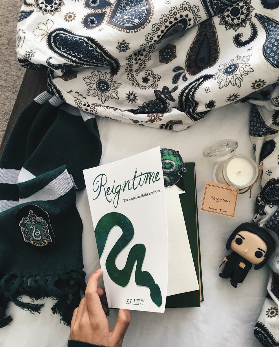 _sklevy's tweet photo. #reigntime Book Launch! Free...27/8...4-9pm...The Bristol Arms Hotel (Syd CBD)...photo credit: @bookishsmaug #sklevy https://t.co/AkwKQt1xQp