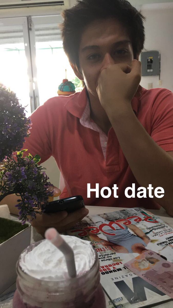 TheDiazLuis's tweet photo. Tuve una hot date con una chiquilla muy guapa de ojo verde 🤔 https://t.co/uI74IIUjeE