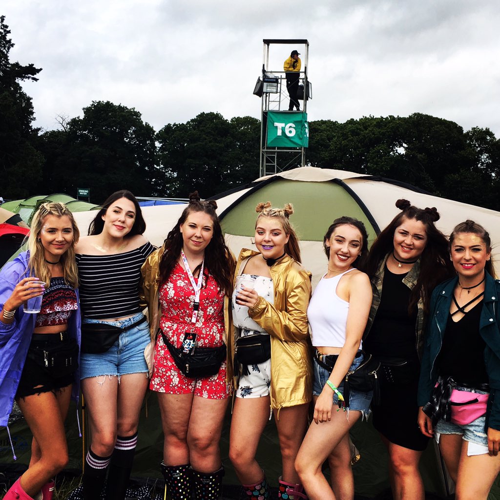 ShellLouise91's tweet image. #VFESTIVAL #VWESTON