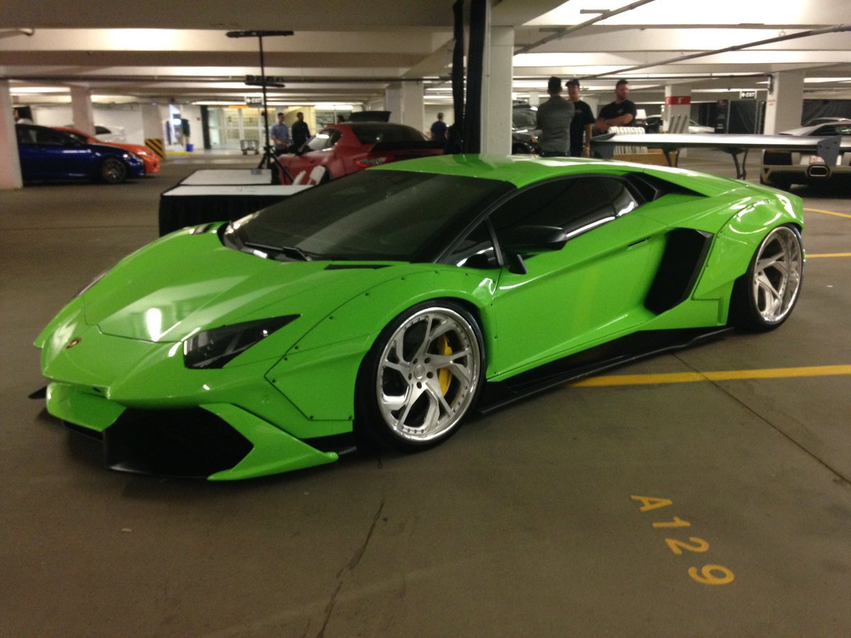 altahunthelp's tweet photo. The most #BadAss car at #yegdriven #Adventador #lambo #omg #libertywalk https://t.co/lu3UksOERG