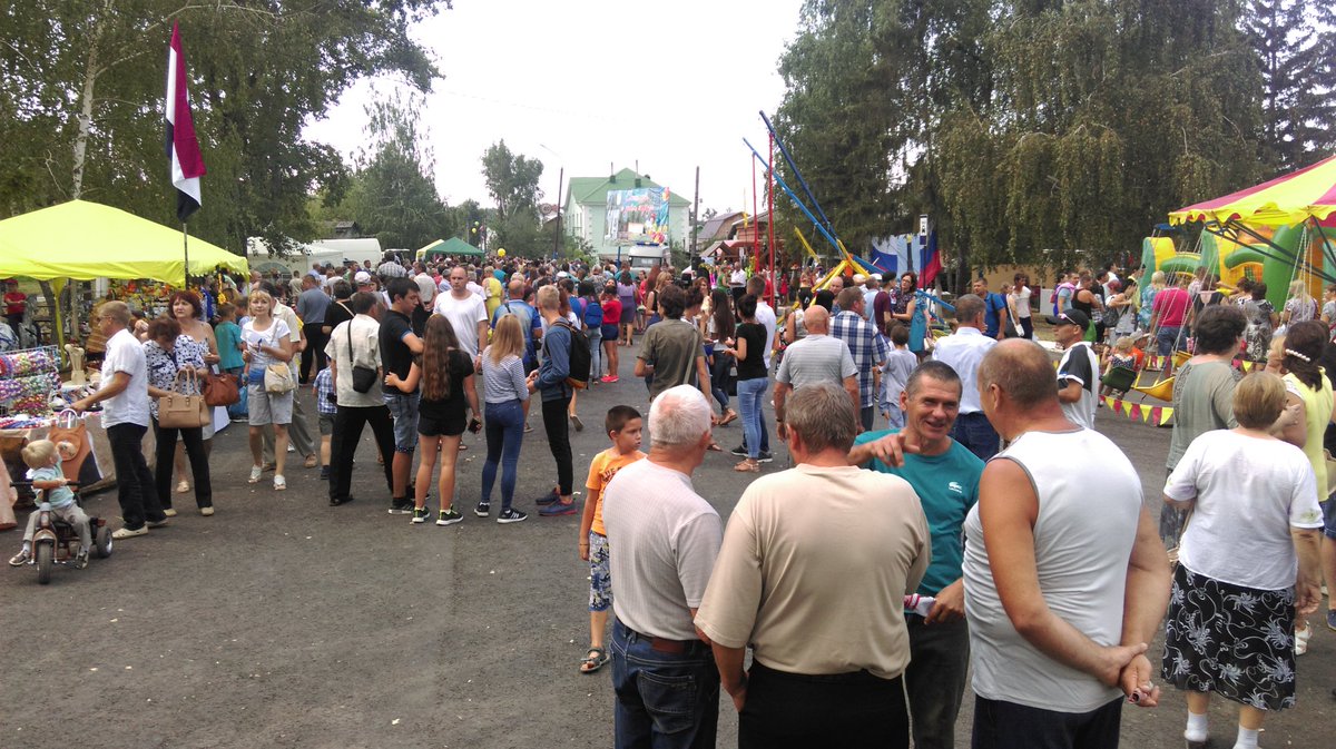 Сенгилей отмечает 350-летие. Фотообзор: блины, танцы, ярмарка