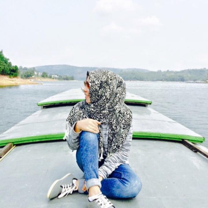 Liadwiapsari's tweet photo. Join my LIVE on #BIGOLIVE. https://t.co/0rCIIlwd1j https://t.co/Yh54KlvD0A