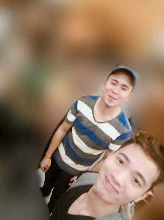 JBreySantos's tweet photo. I miss you. Mahal na mahal na mahal pa din kita. :( https://t.co/nEyDD8gzFU
