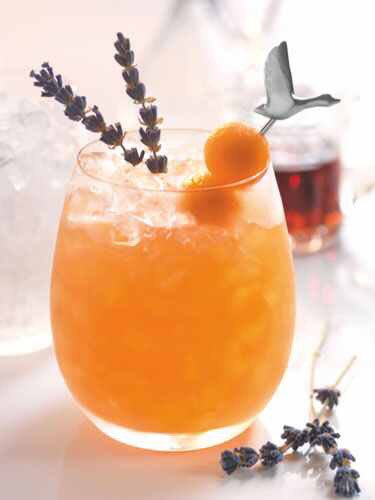 #Shoutout #NewFollower <a href="/LittleWolfHayle/">ℋᎯℛℒᎽ ℳᎯЅℋᎯℒℒ</a> thanks and welcome to my happy bubble 

DM's always open for orders