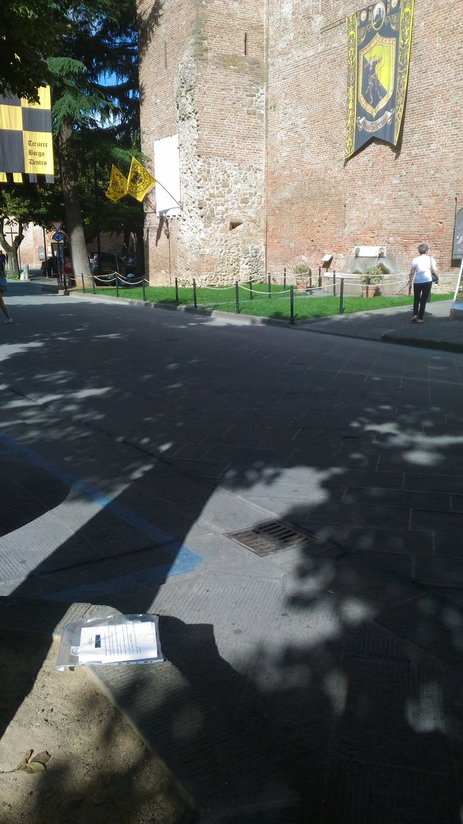 PolisSAEdizioni's tweet photo. #Thiago abbanDONATO a Città della Pieve , piazzetta Matteotti... chi lo troverà? #AbbanDONOdei100Thiago #conThiago https://t.co/7laA7DG14E