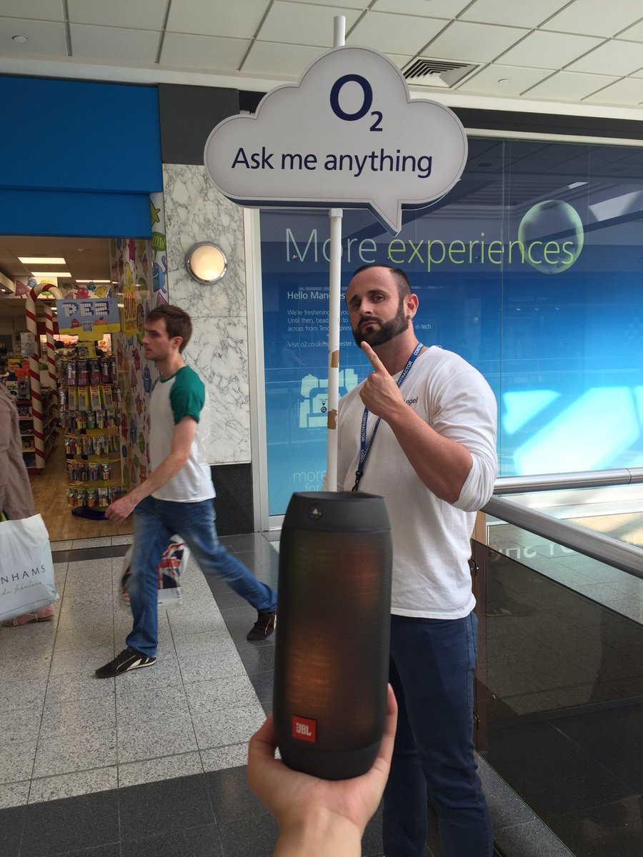 O2GuruBeth's tweet image. 20% off this incredible jbl speaker plus many others at #o2manchestermarketst * @RyanGlover10 not included