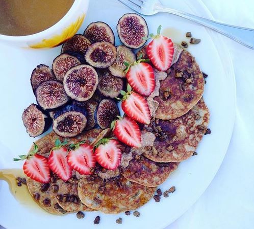 #HappySunday #Pancakes #summerfruit 
buff.ly/2aNqDGU