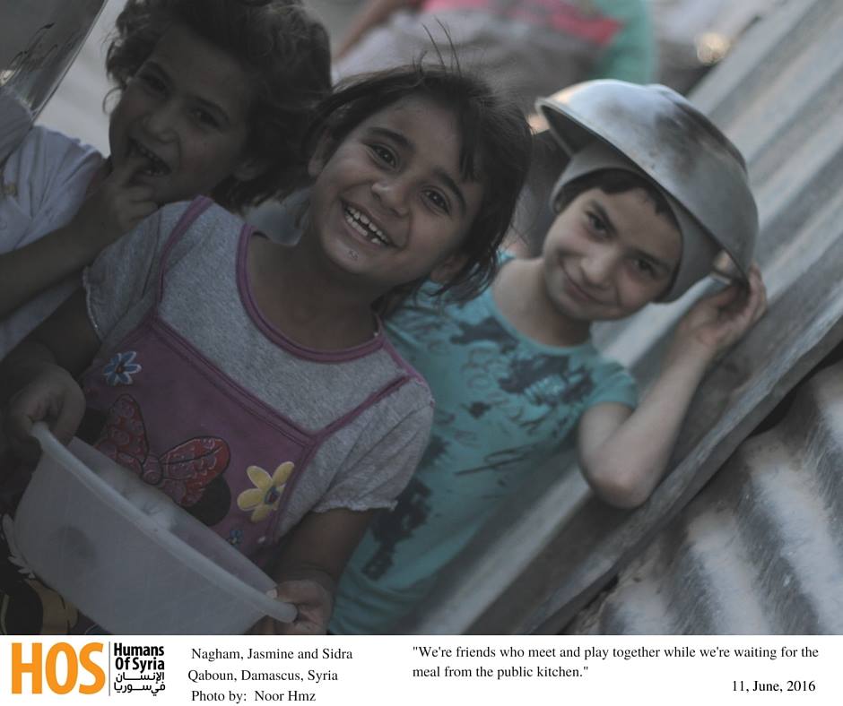 "These are the friends I play with while waiting for the meal from the public kitchen."

facebook.com/HumanOSyria/ph…