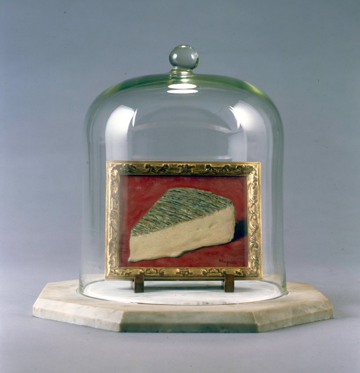 Ох ты, какой актуальный Магритт