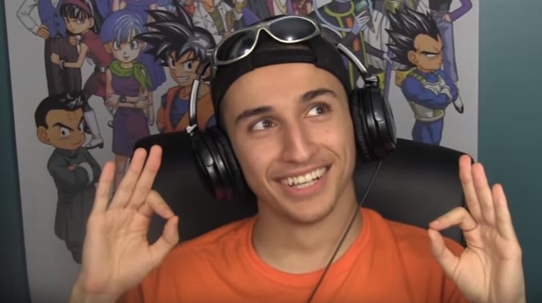 TotoroYoutube's tweet photo. @MahdiBa_ Plus fort que @Steelorse #PussySlayer https://t.co/59gLzpf6iY