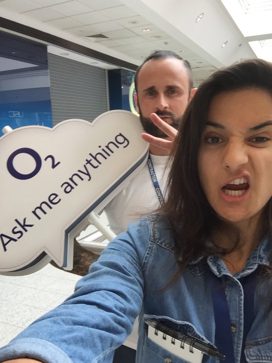 O2GuruBeth's tweet image. Ask us anything! Here in @manarndale today or pop into our market st store #o2manchestermarketst