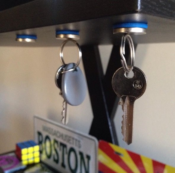first4magnets's tweet image. Attach a magnet to @sugru mouldable glue and never lose your keys again #magnethack #sugru