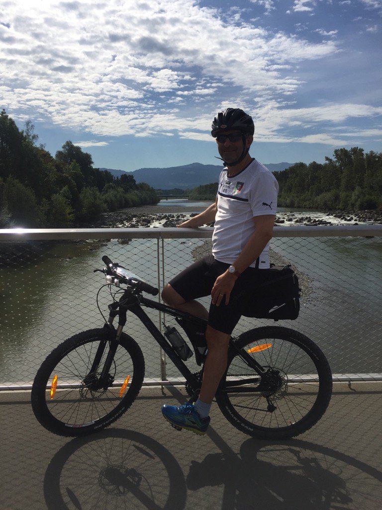 <a href="/girolibero/">Girolibero</a> intorno al Lago di Costanza: entusiasmante!@UlisseFIAB <a href="/fiabonlus/">Fiab Onlus</a> <a href="/BiciLive/">BiciLive.it</a> @Cicloweb_it <a href="/fedezad/">FedericoZadnich</a>