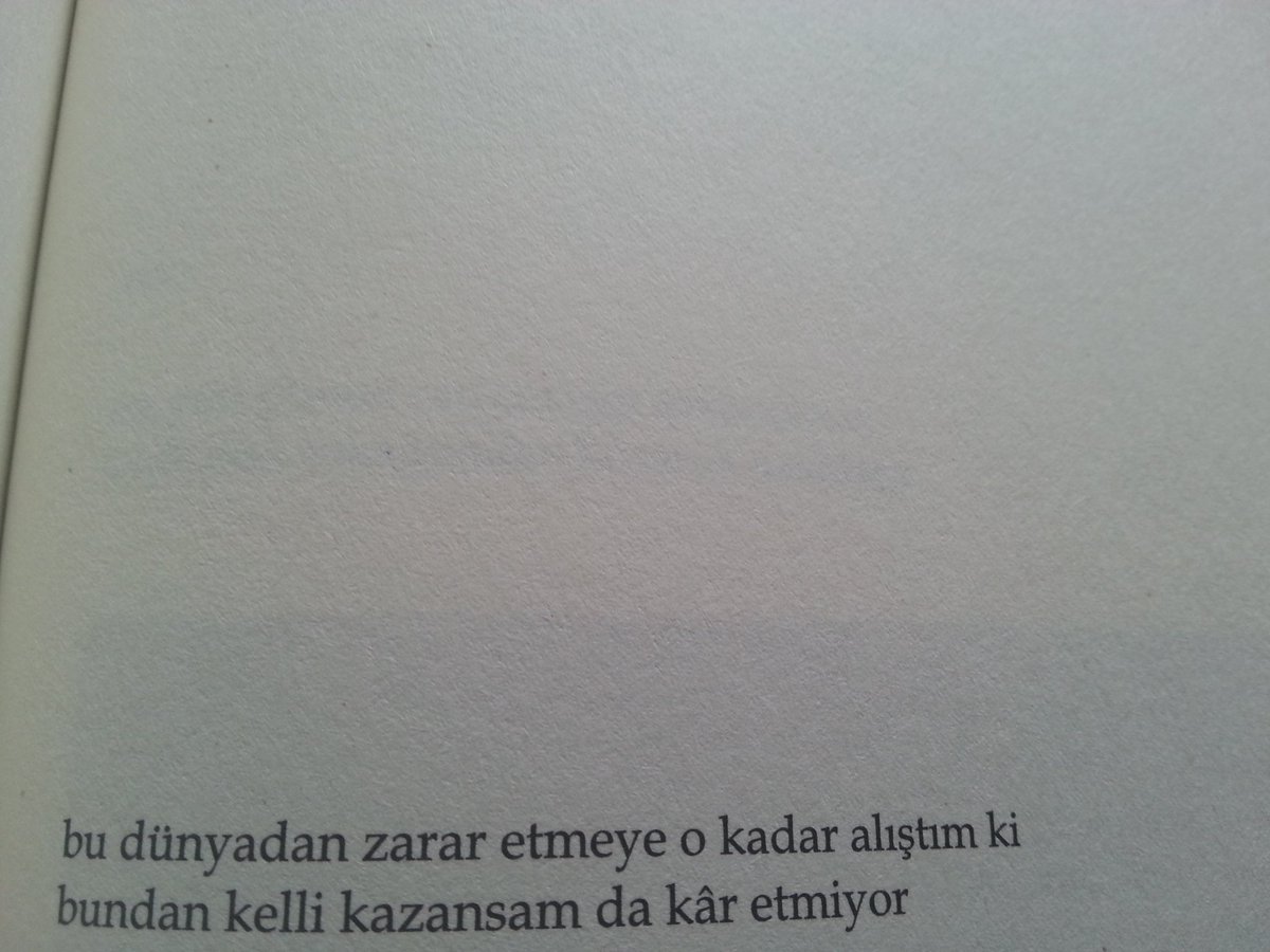 Ben kendimi ifade edemem; siz şiirlerimle tanışın. Ümit polat / sen'den sensiz yıl hüküm giydim.
