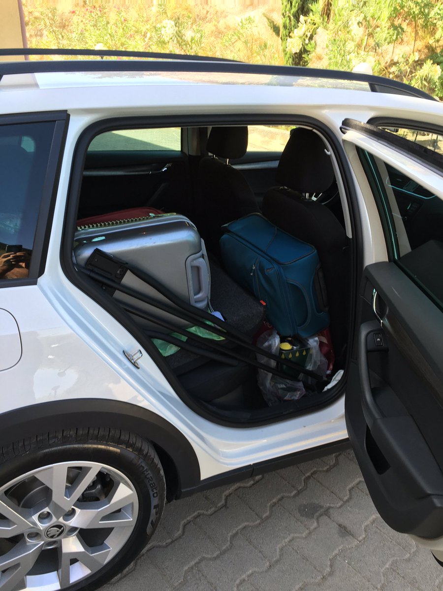 Che auto! #octaviascout <a href="/SkodaItalia/">Škoda Italia</a> dalla Sicilia all'Emilia, attraversando l'Italia