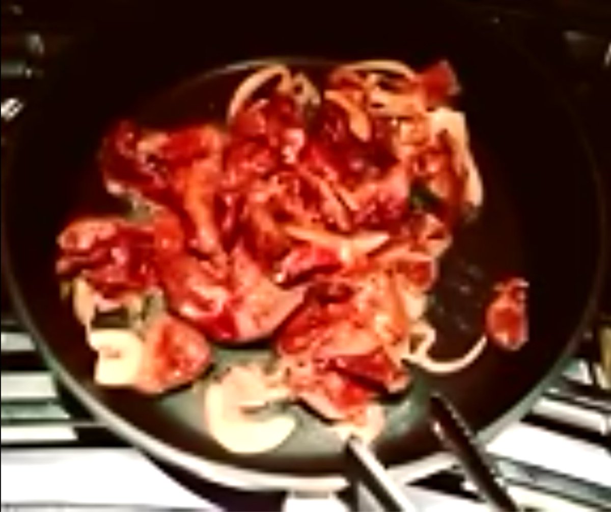 bornfree1kissID's tweet photo. #CookingwithJJ J-Resto Menu: Love & Star-Shaped Tteokbokki, Pork Katsudon, Fried Shrimps, Spicy Beef Ribs ππ https://t.co/x5avpfG1Rk