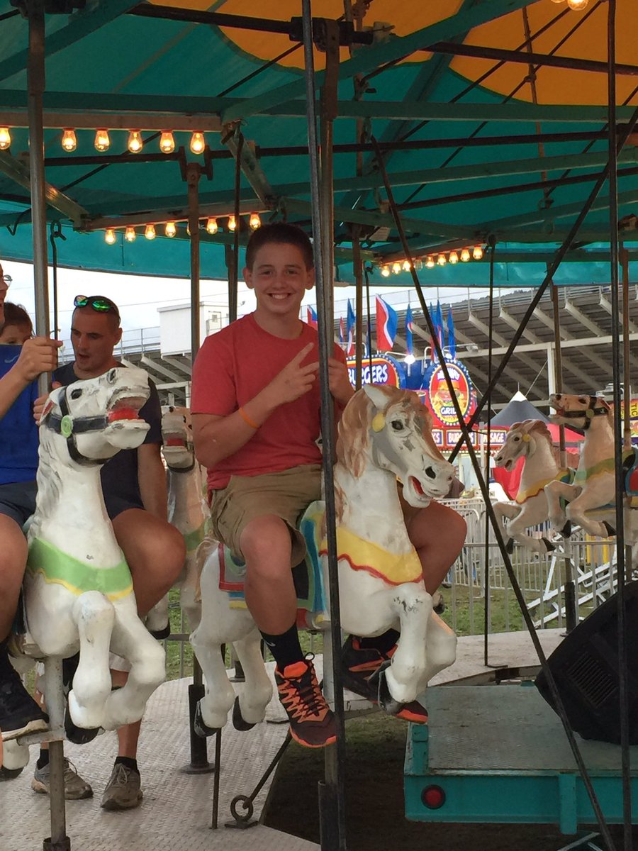 Amanda Renner (@manderjean) on Twitter photo 