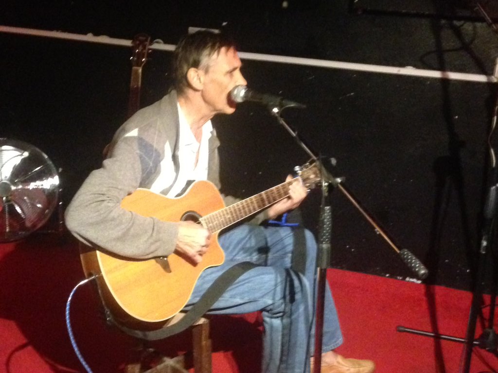 sundaysessions4's tweet photo. The talent keeps on coming. @stjamesvaults #sundaysessions #openmicbath https://t.co/l7p4GkRkSz