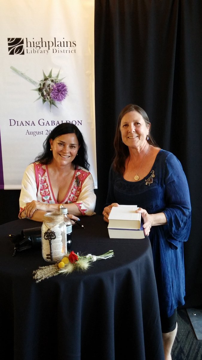 FiberPirate's tweet photo. #OutlanderHPLD @Writer_DG @RMSRefugees, what a lovely day. https://t.co/hfAWQyT7yE