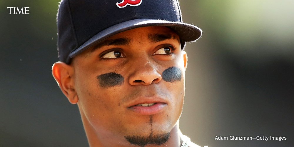 TIME's tweet image. Meet the baseball star who got signed by the Red Sox while playing with chicken pox ti.me/2bDk9Z1