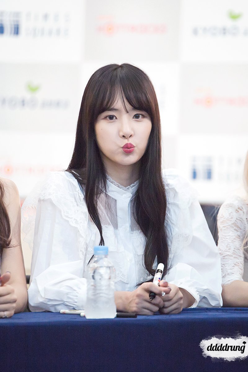 CqZRct7VIAIsyyk.jpg:large