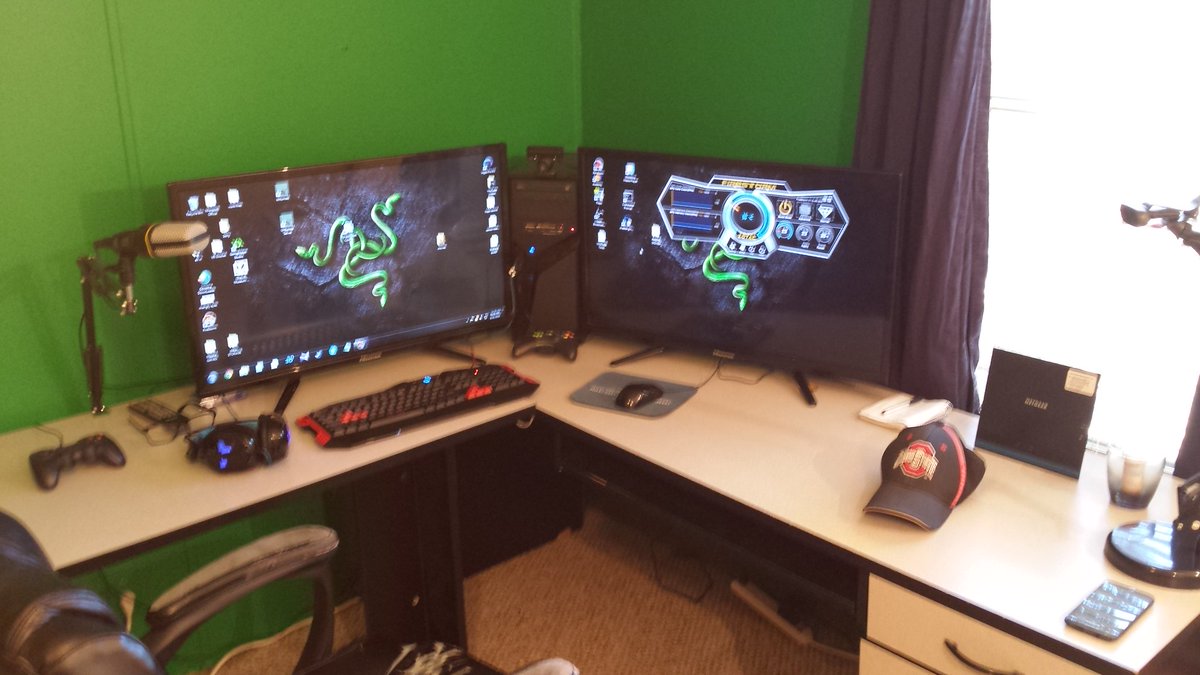 Onemangrygamer Yt My Newly Set Up Youtube Recording Studio And Soon To Be Osvr Hdk2 Recording Setup Onemangrygamer Yt My Newly Set Up Youtube Recording Studio And Soon To Be Osvr Hdk2 Recording Setup