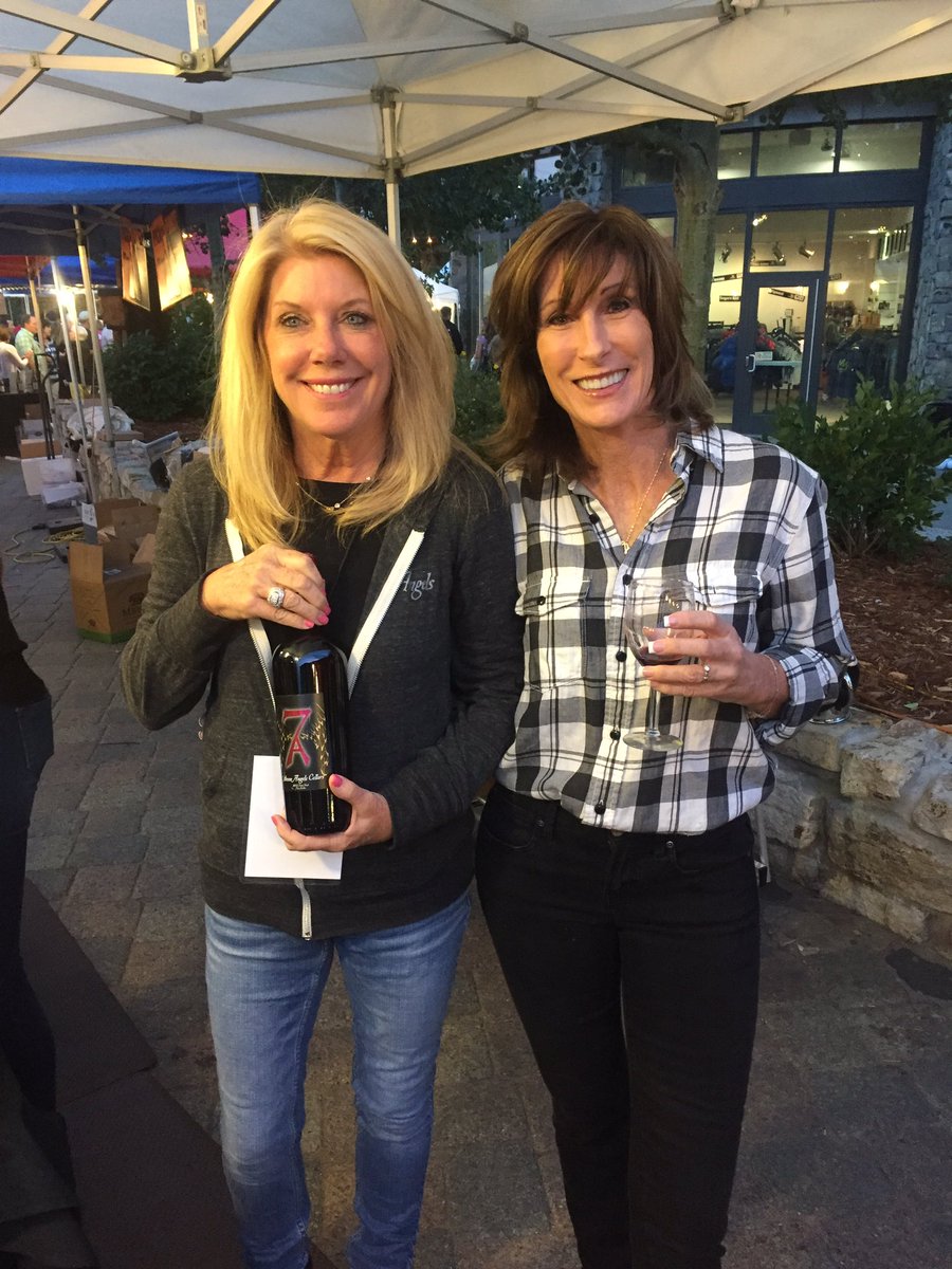 Last hurrah before #harvest.  Mammoth Wine Walk.