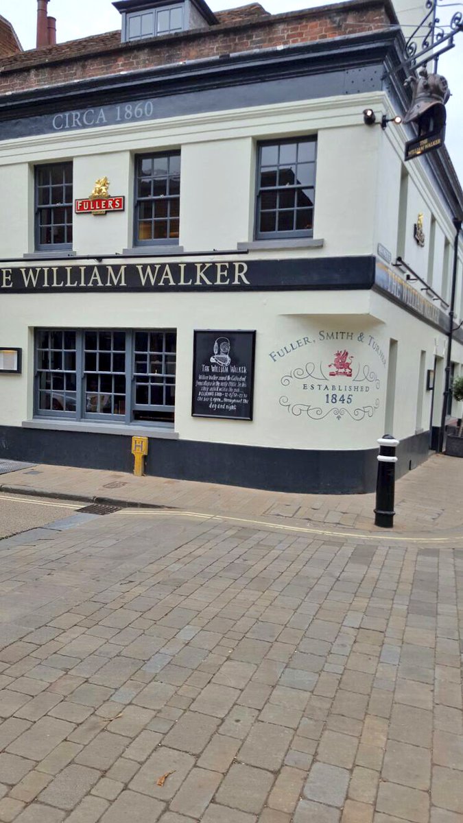 HazelAnne1's tweet photo. Sunday tour of Winchester for my mum and Bro and a worldy Sunday Lunch at the William Walker 👌🏽#touristweekend https://t.co/i6OObnGRGL