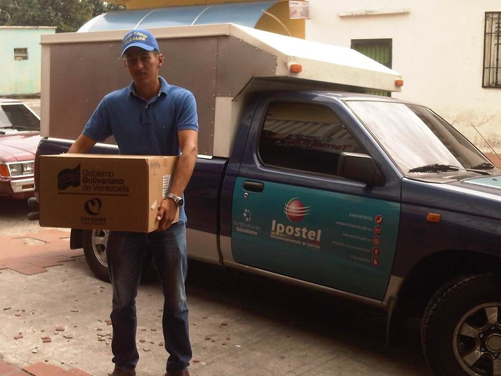 Jeangml's tweet photo. Trabajadores de Ipostel solicitan a @NicolasMaduro Nuevas #TarifasIpostel @ConCiliaFlores  porque si Producen https://t.co/IkfQMVTU68