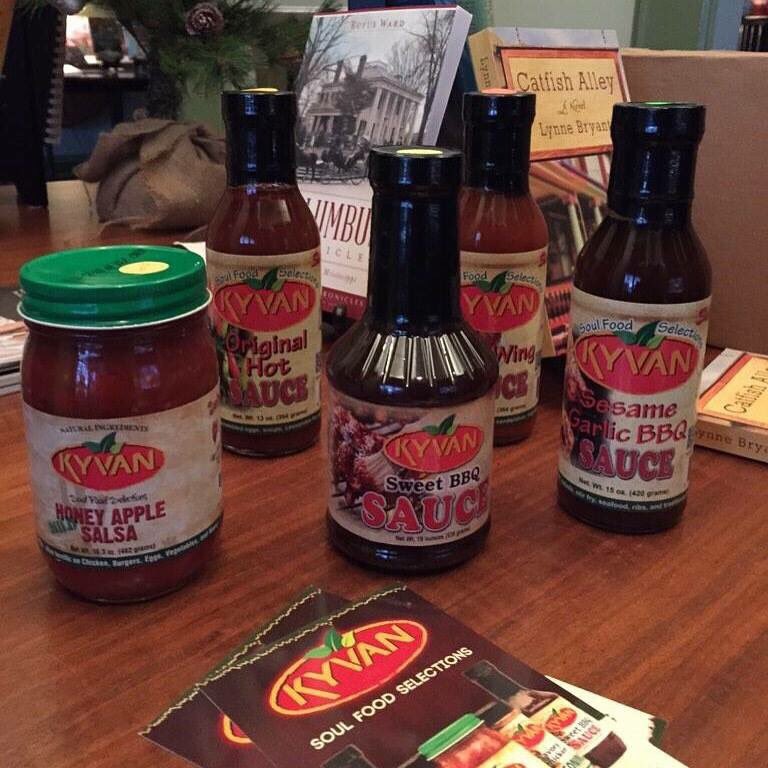 KYVAN82's tweet photo. Where did u 1st learn about our products? Was it a friend? Ran up on it in the store?Received as a gift?Let us know. https://t.co/fqX8zlWa7D